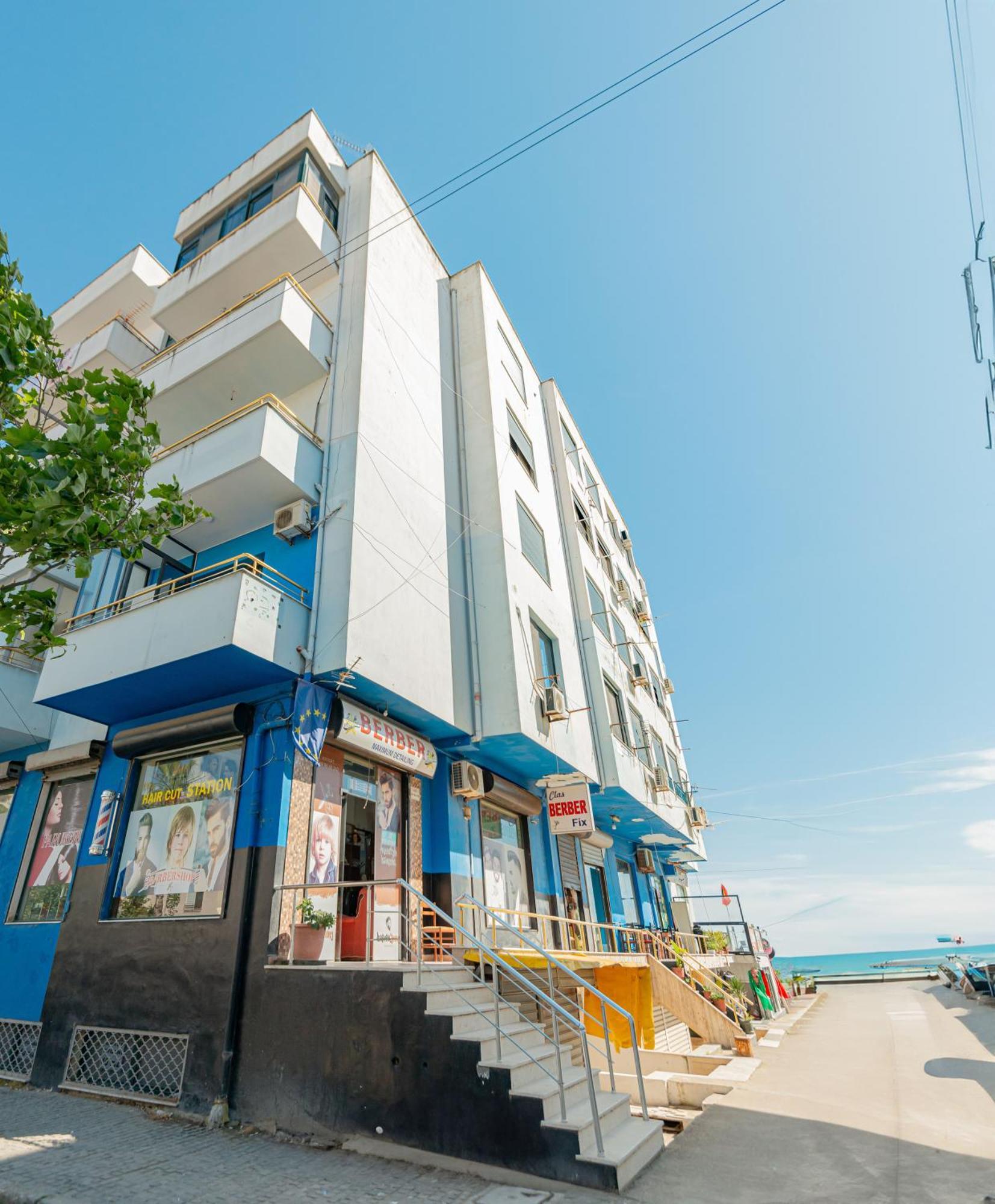 Vila Al2 Durrës Esterno foto